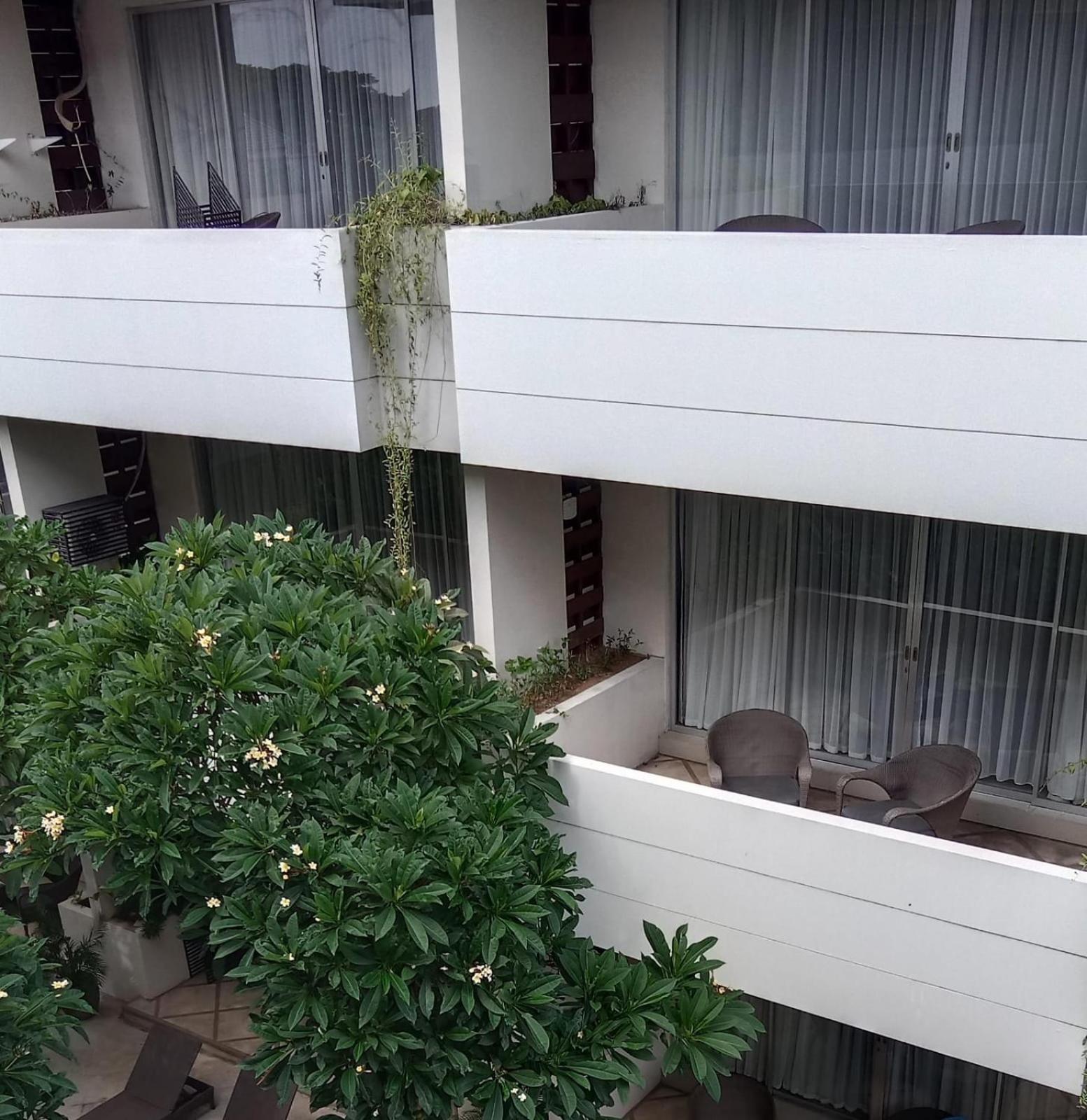 サンセット マンション スミニャックアパートホテル エクステリア 写真